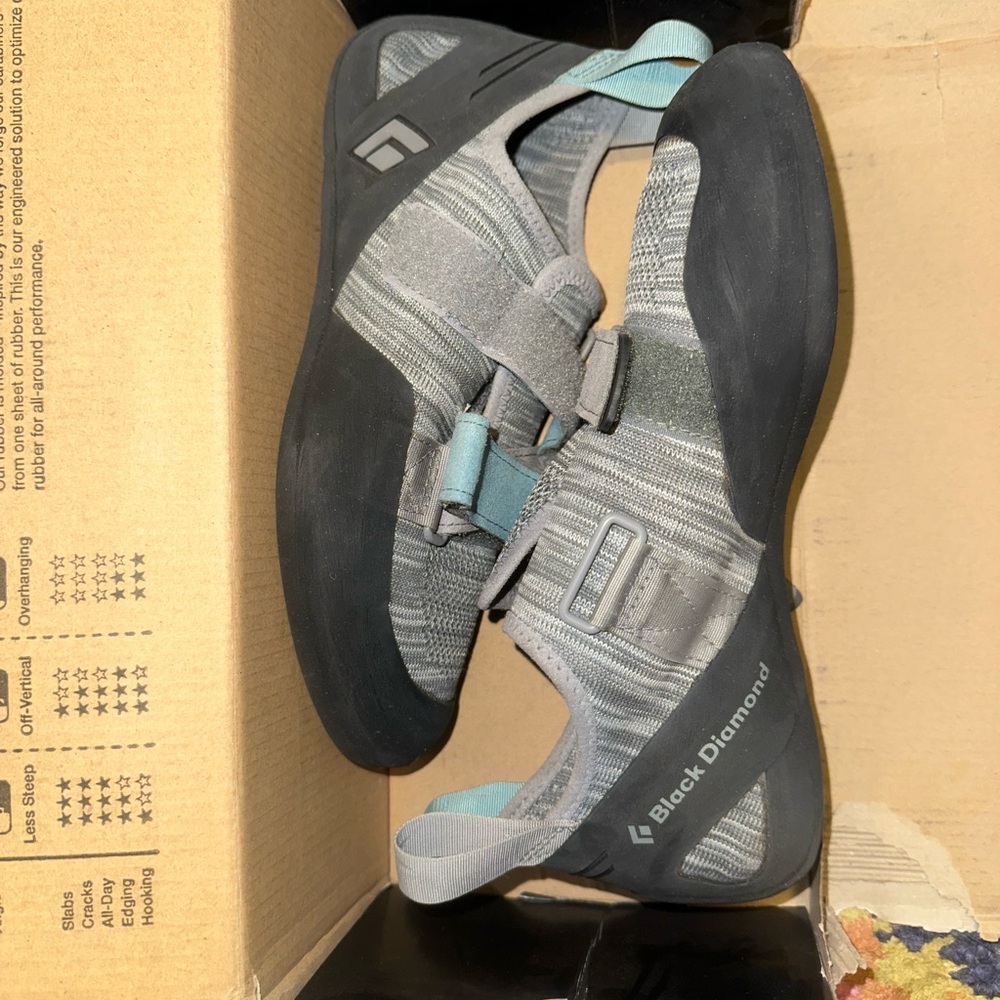 Black Diamond Climbing in Aluminum color